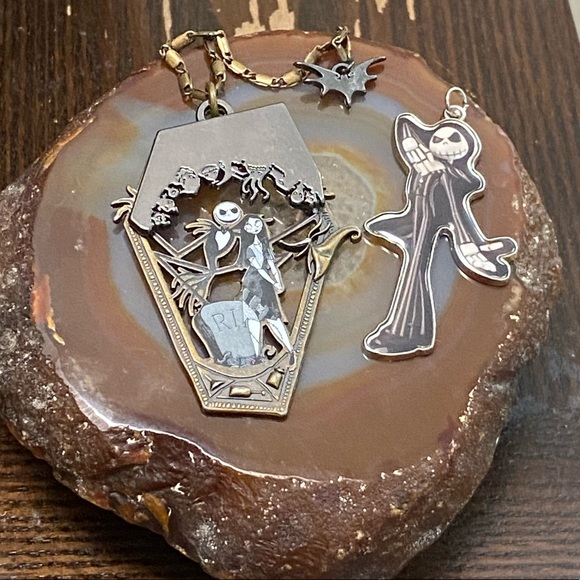 Nightmare Before Christmas Necklace/Extra Pendant - Picture 5 of 12